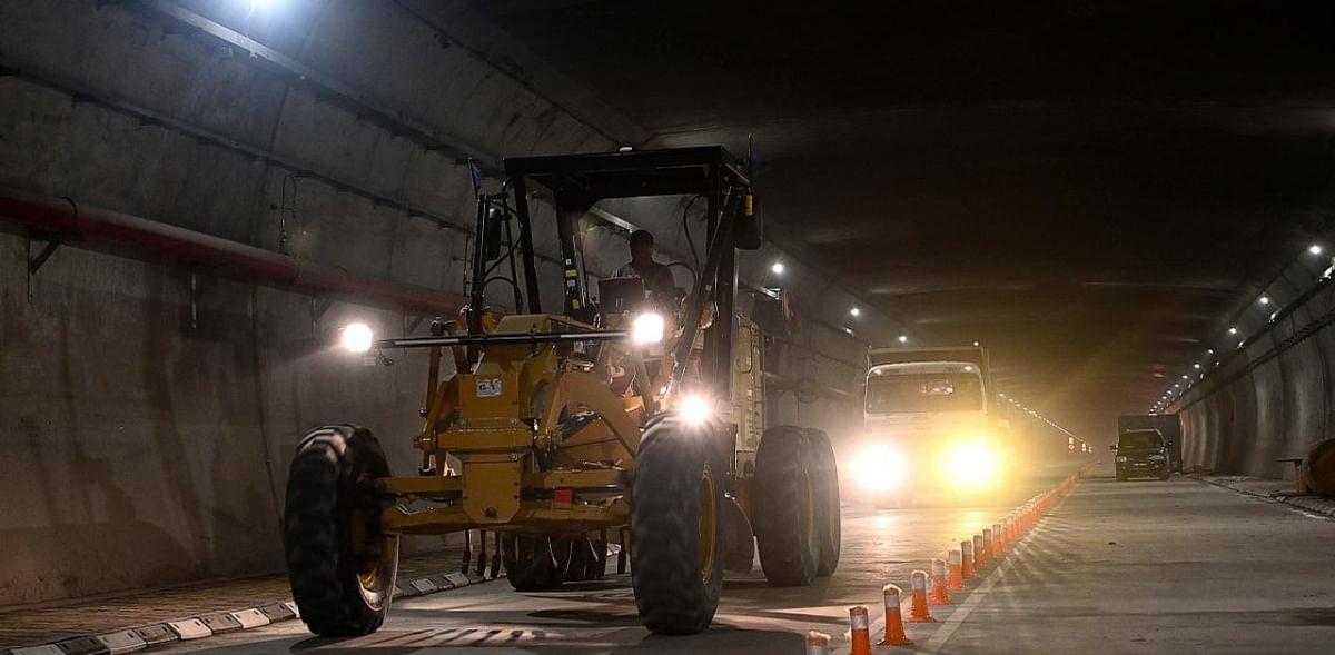 432 infrastructure projects show cost overruns of over Rs 4.29 lakh crore