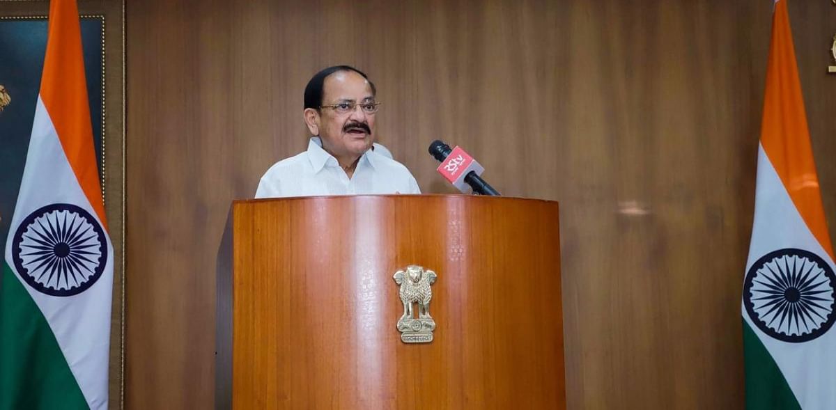 VP Naidu pays tribute to Ishwar Chandra Vidyasagar on 200th birth anniversary