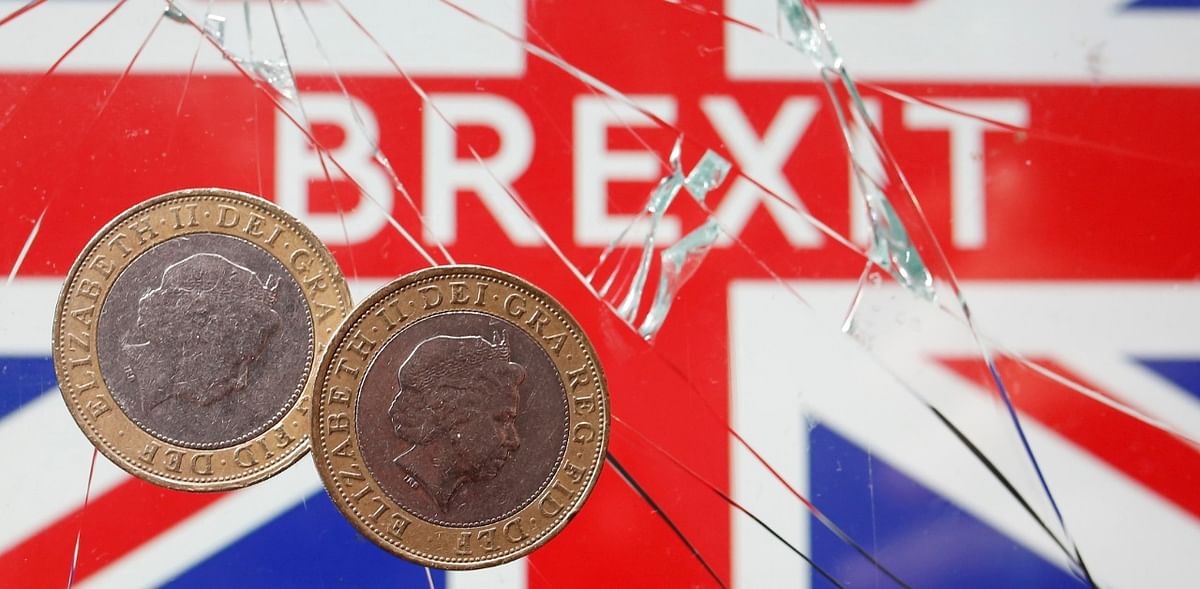 Sterling falls after UK parliament passes Brexit bill opposed by EU