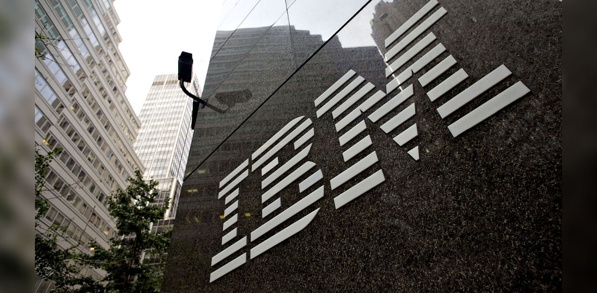 IBM to spin off legacy IT business, pegging future on cloud