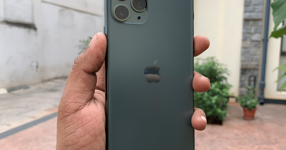 iPhone 11 Pro and iPhone 11 Pro Max: the most powerful and advanced  smartphones - Apple (IE)