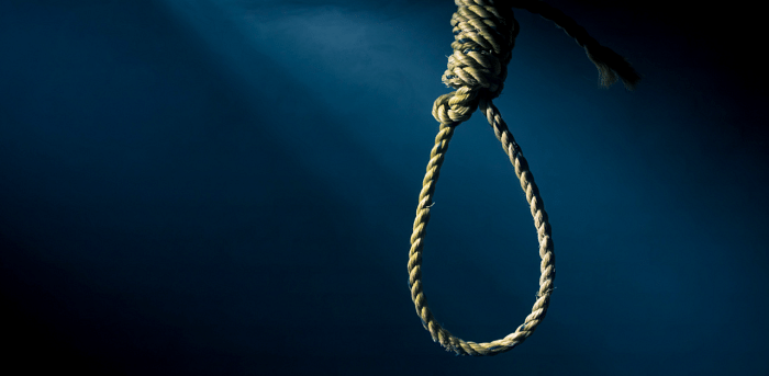 Prisoner hangs himself, suicide note found in stomach