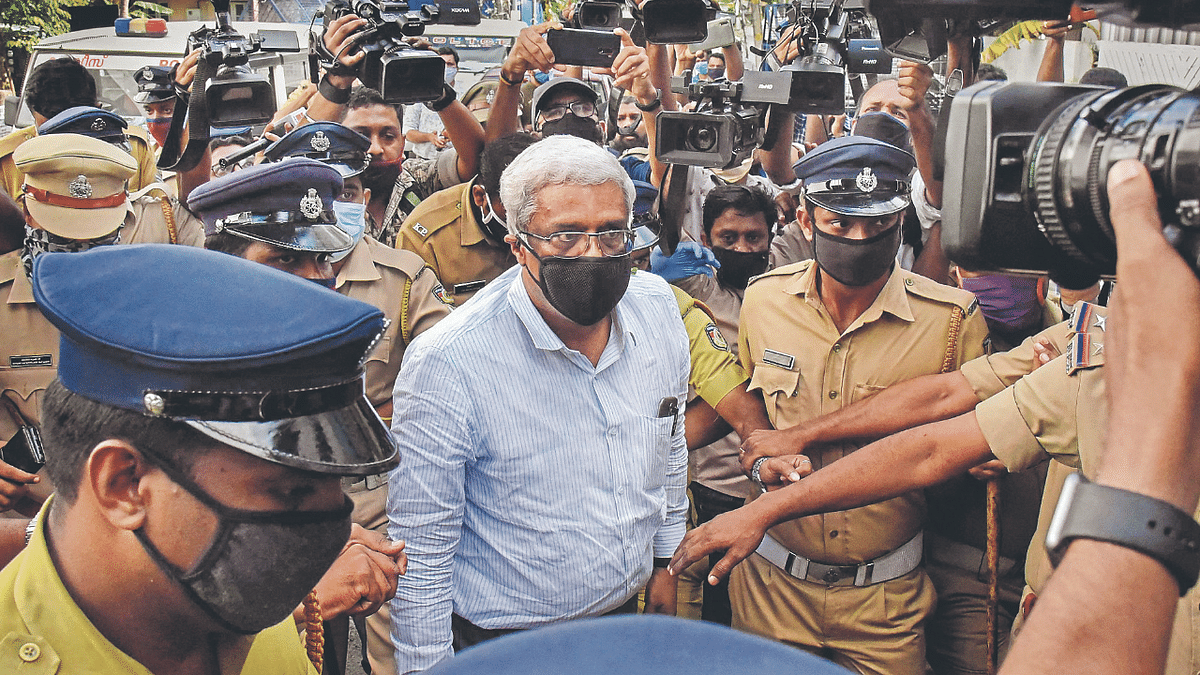 Kerala High Court restrains Customs from arresting Kerala CM Pinarayi Vijayan's former secretary Sivasankar till October 23