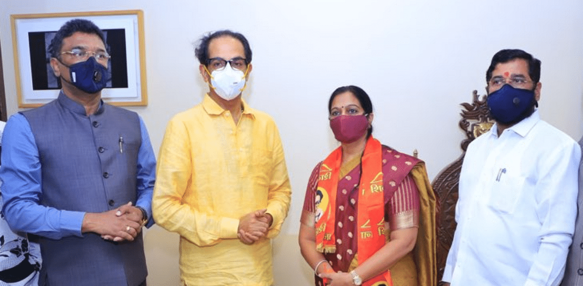 Independent MLA Geeta Jain who supported BJP joins Shiv Sena