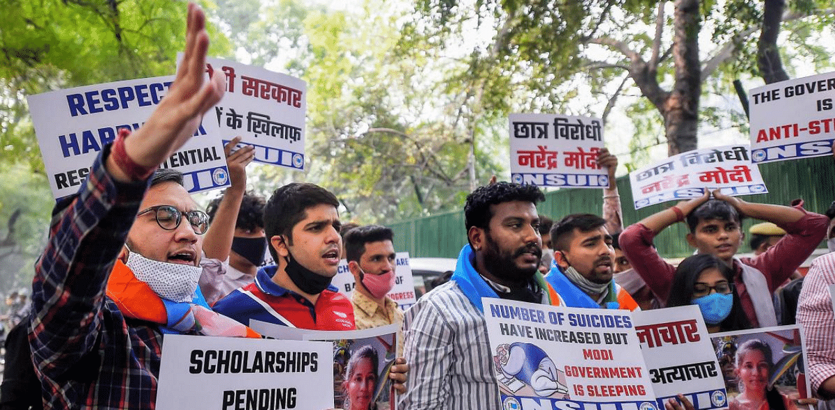 LSR student's suicide: Students, women groups stage stir in Delhi