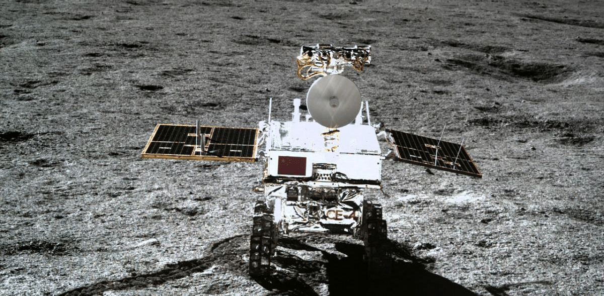 China prepares moon probe to bring back lunar rocks