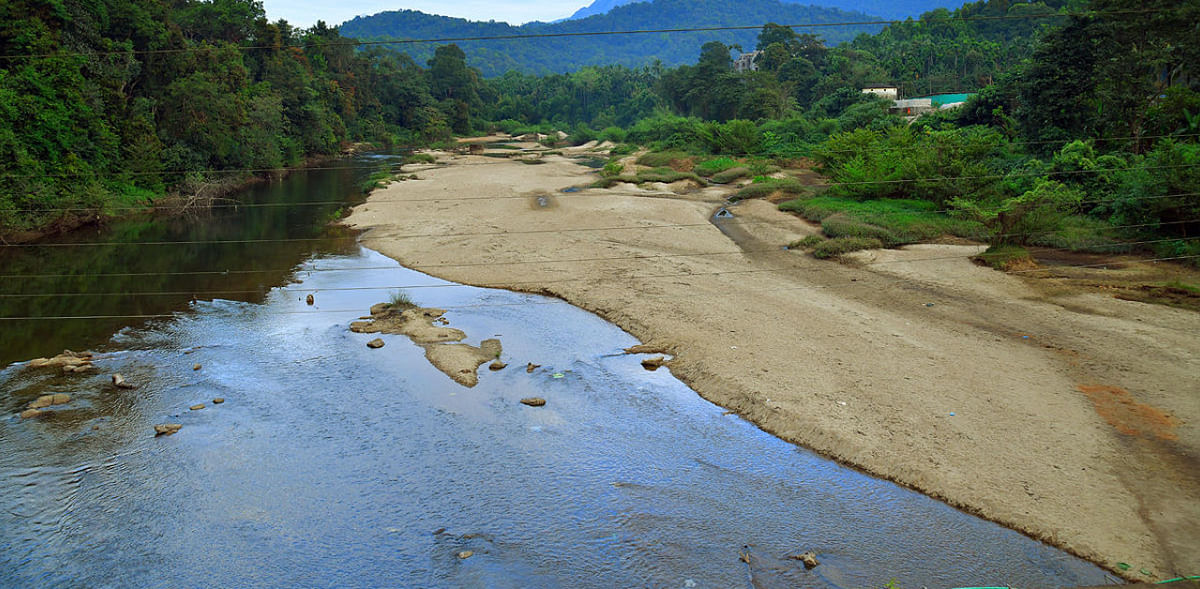 Kumaradhara river's low water levels worry Subrahmanya's residents