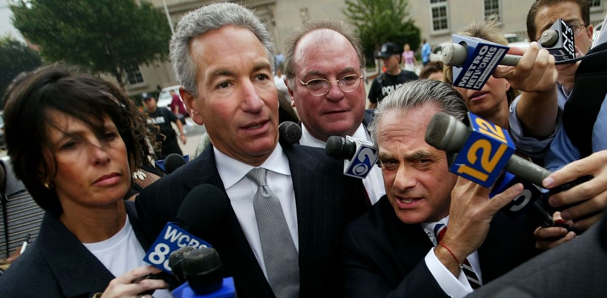 Charles Kushner's pardon revives 'loathsome' tale of tax evasion, sex