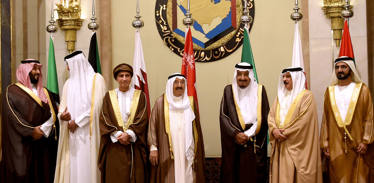 Easing dispute, UAE announces reopening of borders to Qatar