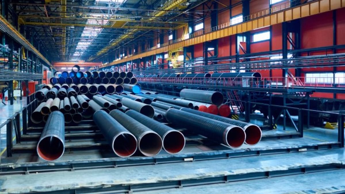 Top 4 steel players' production rises 6% to about 15 million tonne in October-December
