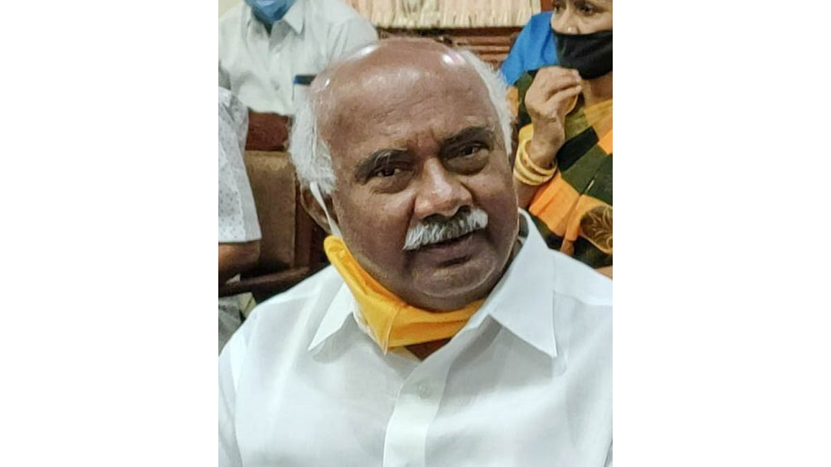 AH Vishwanath 'hurt' by rebel MLAs' exclusion in cabinet, calls BSY Kamadhenu