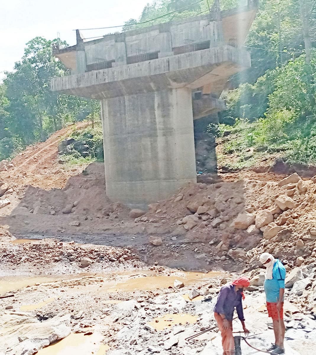 Stalled work on Kootupole bridge resumes