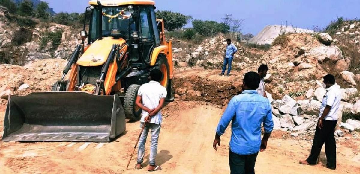 Explosives recovered from quarries in Mandya