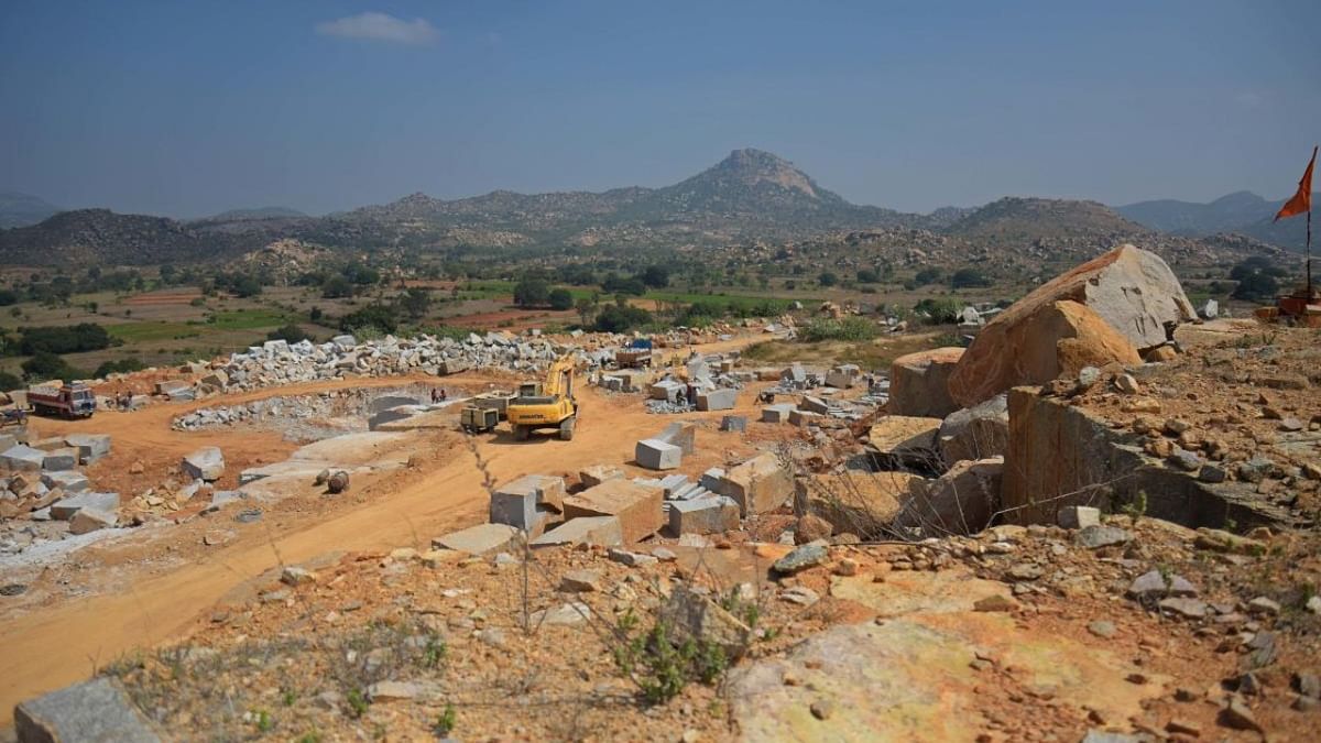 The dirty dynamics of stone quarrying