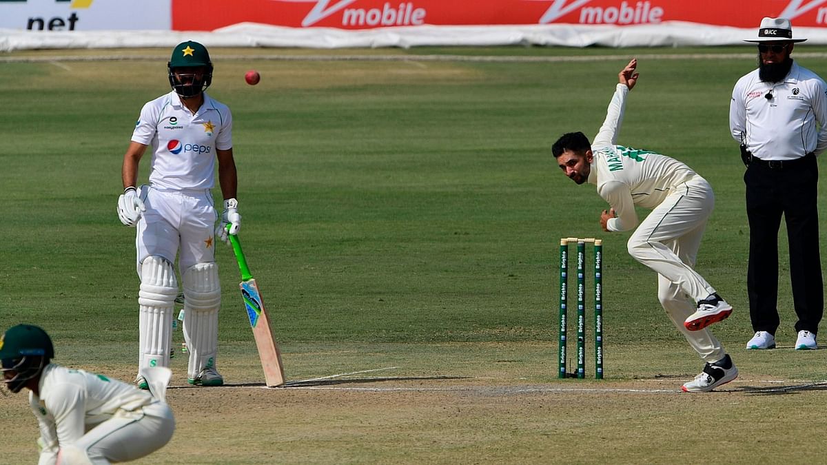 South Africa trail Pakistan by 121 runs on day 3 of first Test