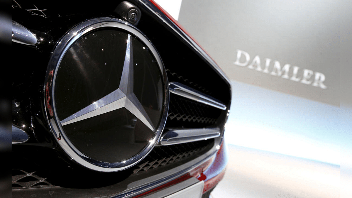 Daimler recalls 1.29 million US vehicles for software issue