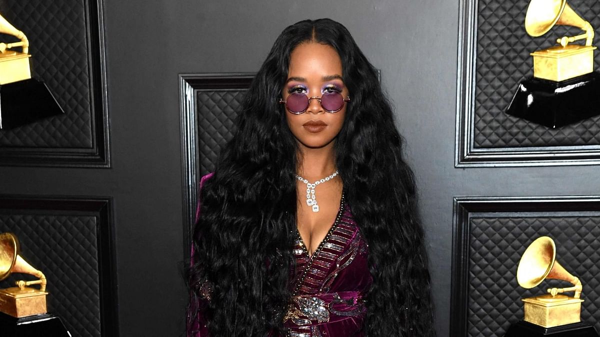 H.E.R.'s 'I Can't Breathe' wins Grammy Song of the Year