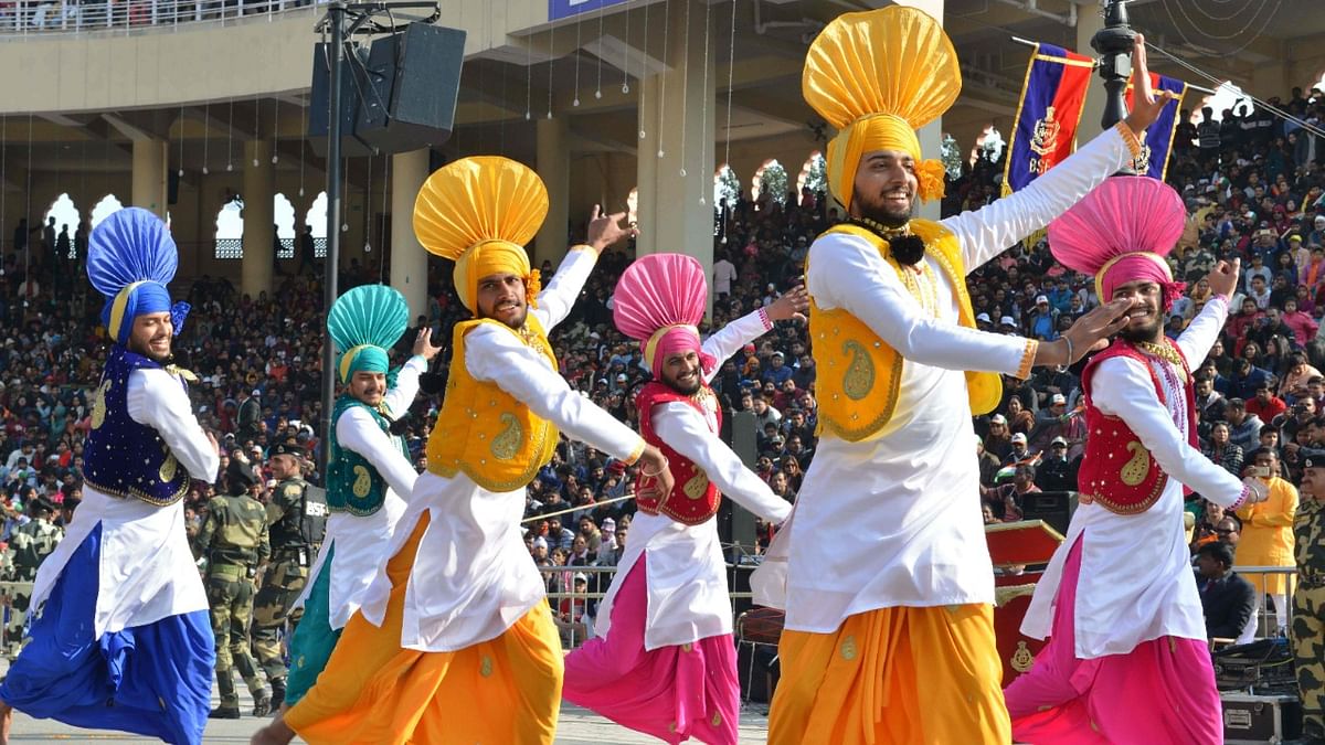Bollywood, Bhangra find place in England's new music curriculum