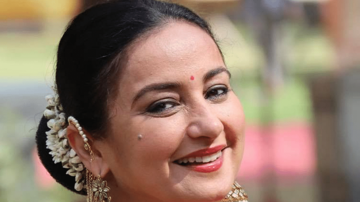 Actor Divya Dutta to narrate her audiobook 'Me and Ma'