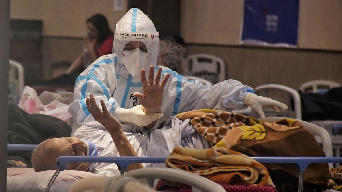 Oxygen crisis: 25 Ganga Ram patients die as hospitals wait for oxygen, Kejriwal pleads for help