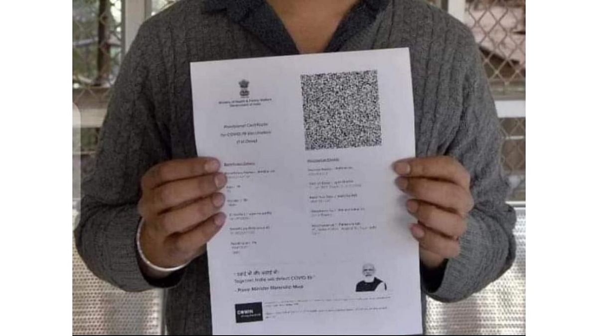 Fact-check | Death certificates issued with PM Narendra Modi’s photo?