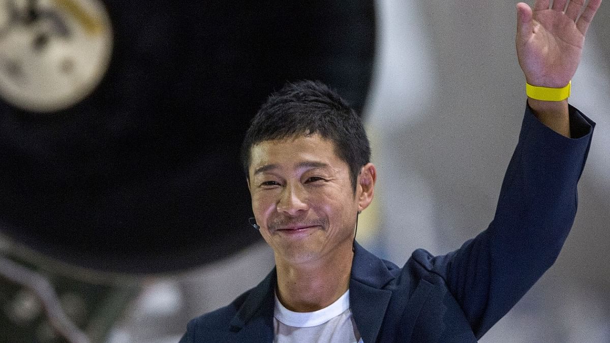 Japanese billionaire Yusaku Maezawa to travel to ISS in December