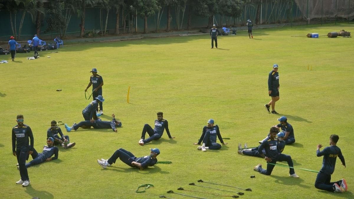 Sri Lanka cricketers reject pay cut after being held 'at gunpoint' by board
