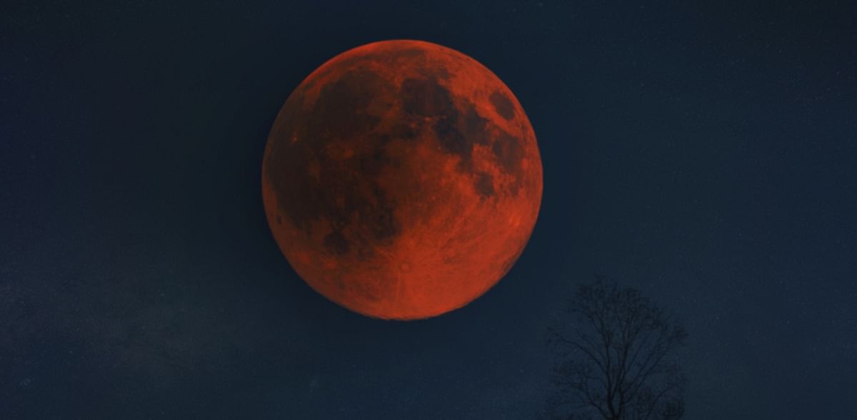 Supermoon, lunar eclipse and red blood moon - all at once, but what does that mean?
