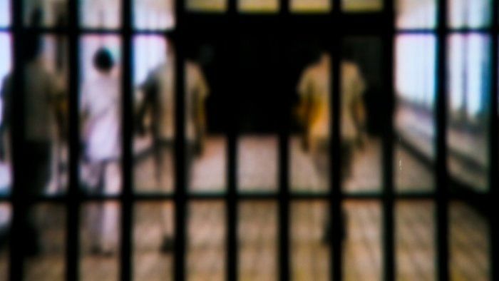 SC notice to Centre, 12 states over caste discrimination in prisons