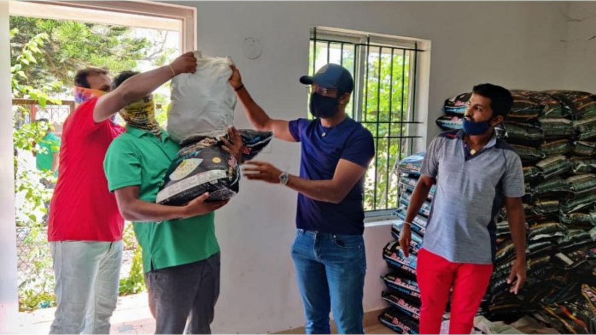 Golfer turns feeding villagers into a movement