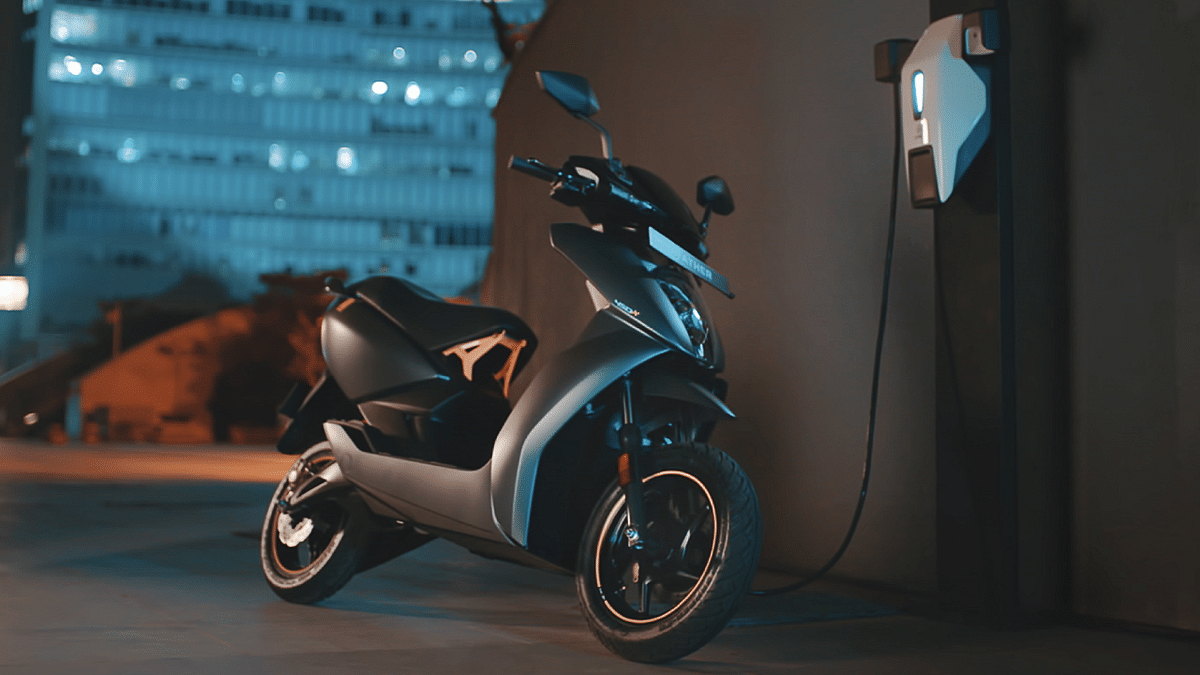 Electric two-wheelers get more discount under FAME-II 