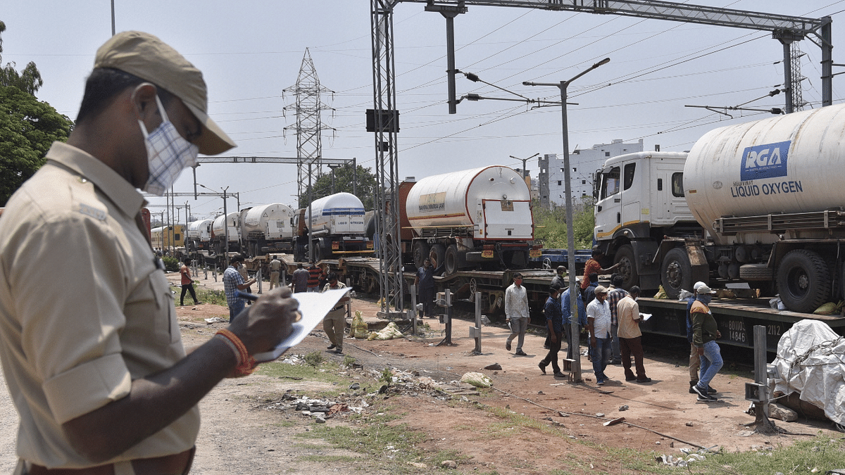 Oxygen Express train carrying 98 tonnes of medical oxygen reaches Bengaluru