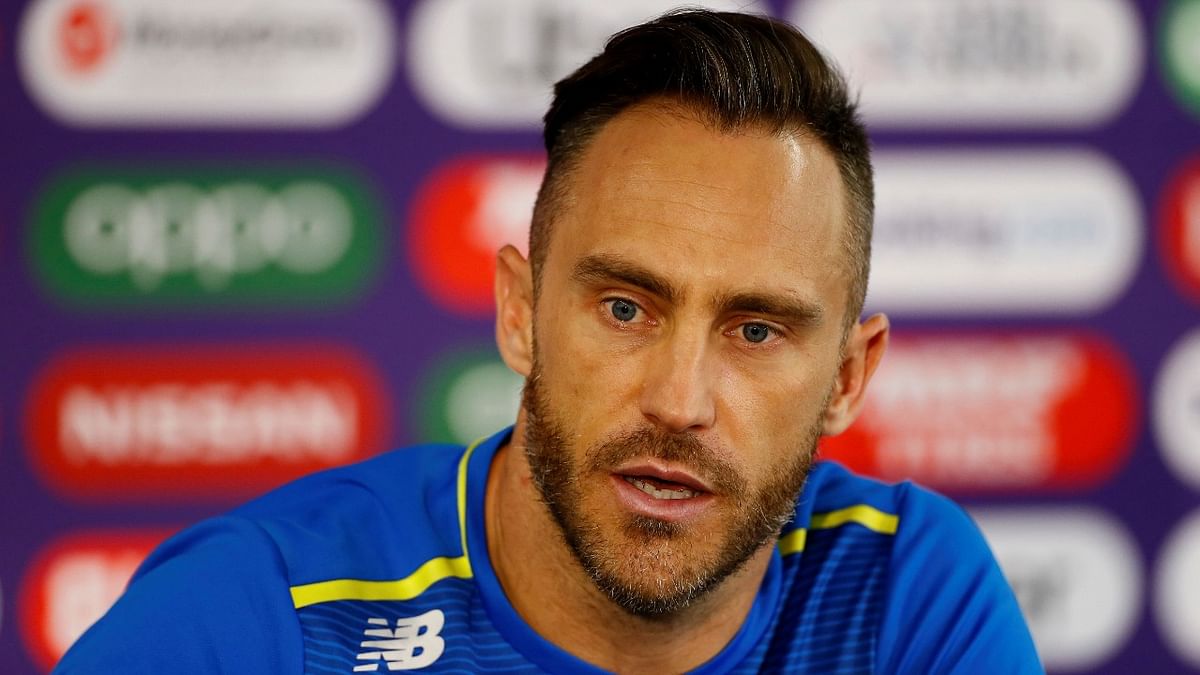 Faf du Plessis returns home after suffering concussion in PSL