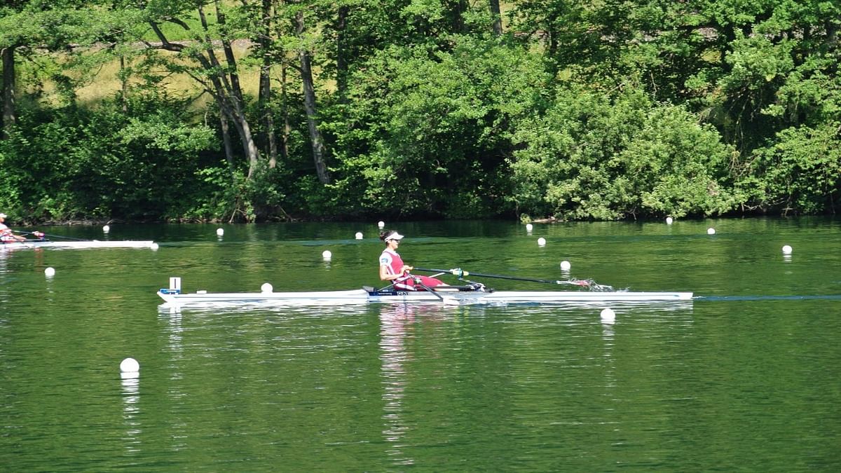 Qatar's lone woman rower fights against current to Tokyo