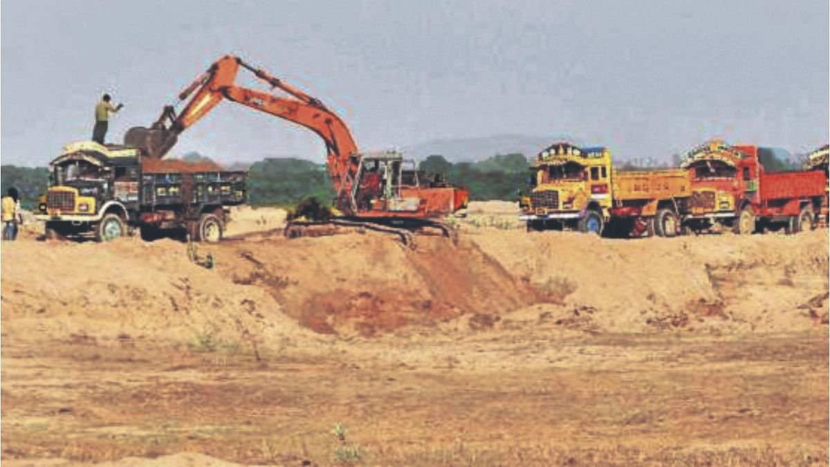 Karnataka govt to sell sand in sacks to avoid wastage, overpricing