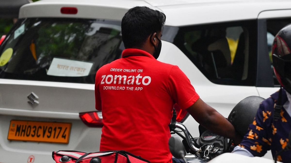 Zomato eyes grocery rollout, invests Rs 745 crore in Grofers
