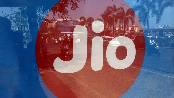 Jio tops 4G chart with 21.9 Mbps download speed in June, Vodafone Idea fastest in upload: Trai