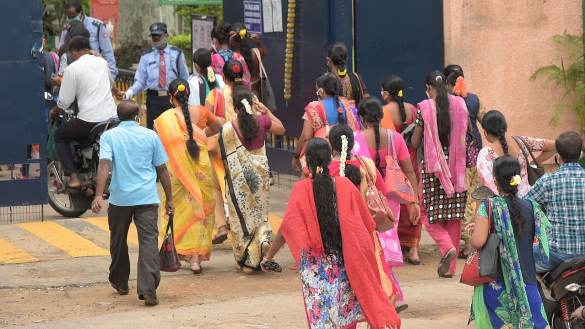 Apathy, faulty policies cripple Karnataka's workers in second wave