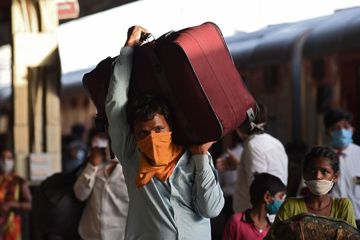 Coronavirus Lockdown: Karnataka to resume inter-state train services for migrant workers