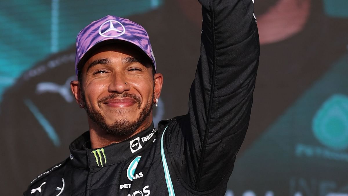 Hamilton takes pole for F1 sprint on fizzing Friday