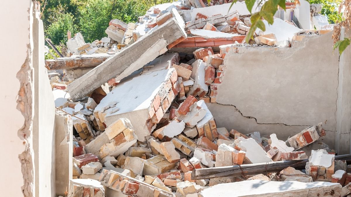 3 killed as ceiling of building collapses in Tamil Nadu