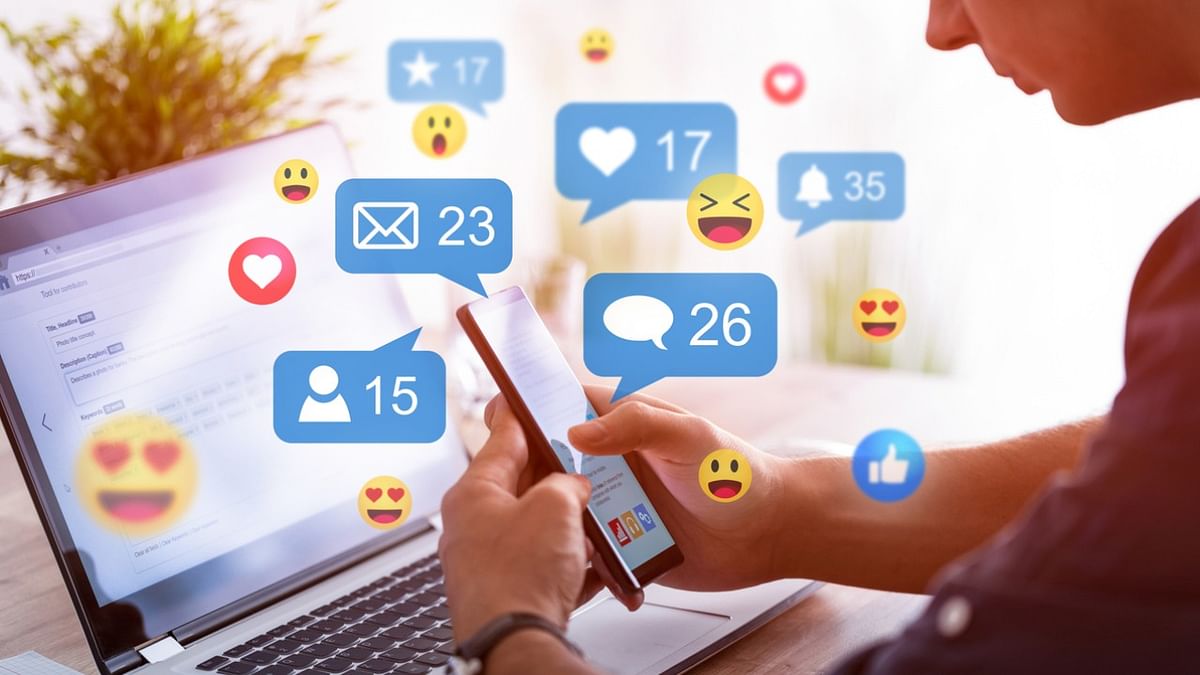 Emojis rule conversations in Twitterverse