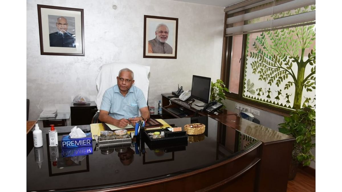 Deepak Das takes charge as Controller General of Accounts