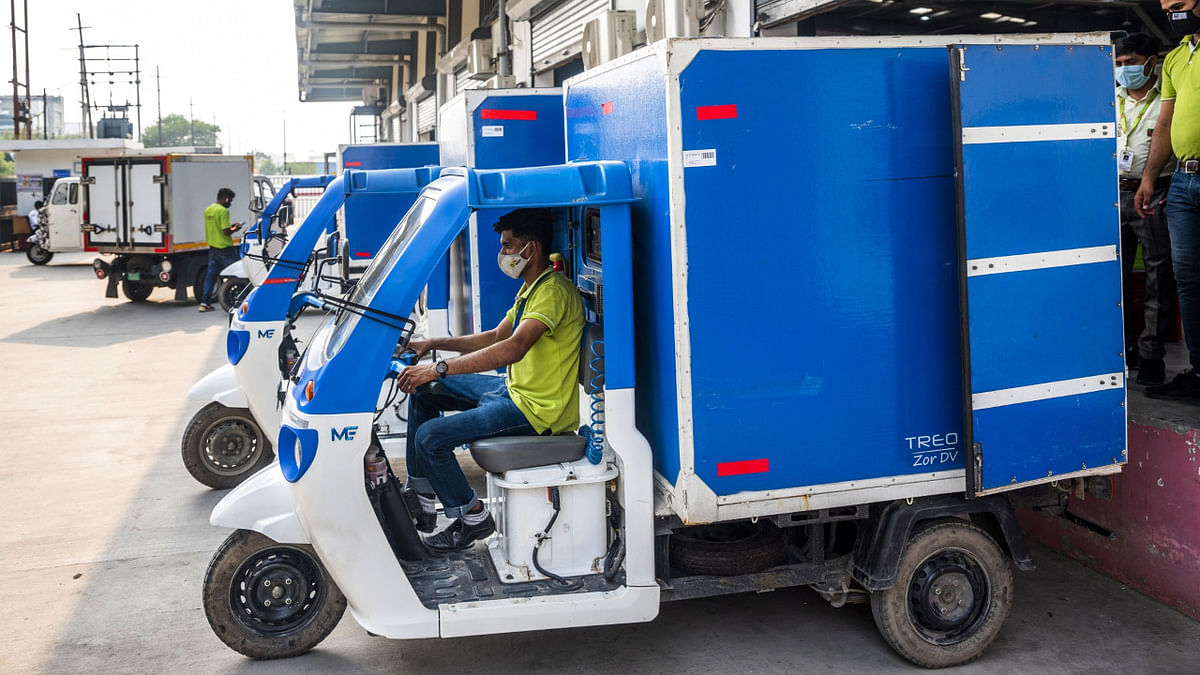 Amazon, Flipkart struggle to meet electric-vehicle goal in India