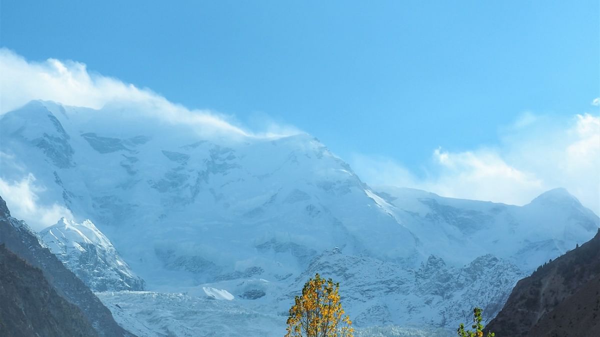 Glaciers in Hindu Kush Himalayan region will keep shrinking: Report