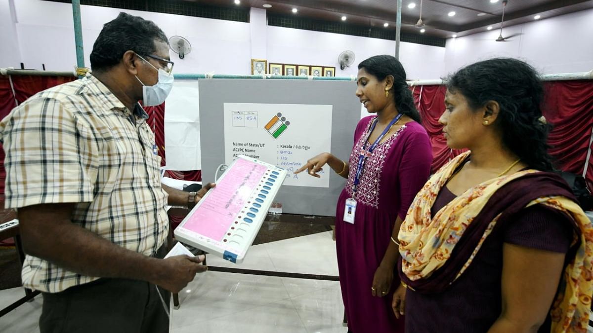 Hopes range from clear majority to hung Assembly in Kerala
