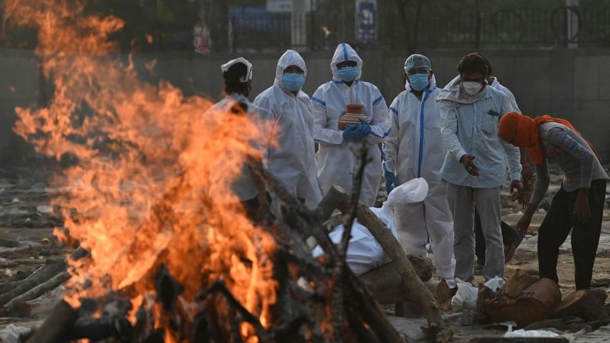 Gujarat: Crematorium workers declared 'corona warriors'