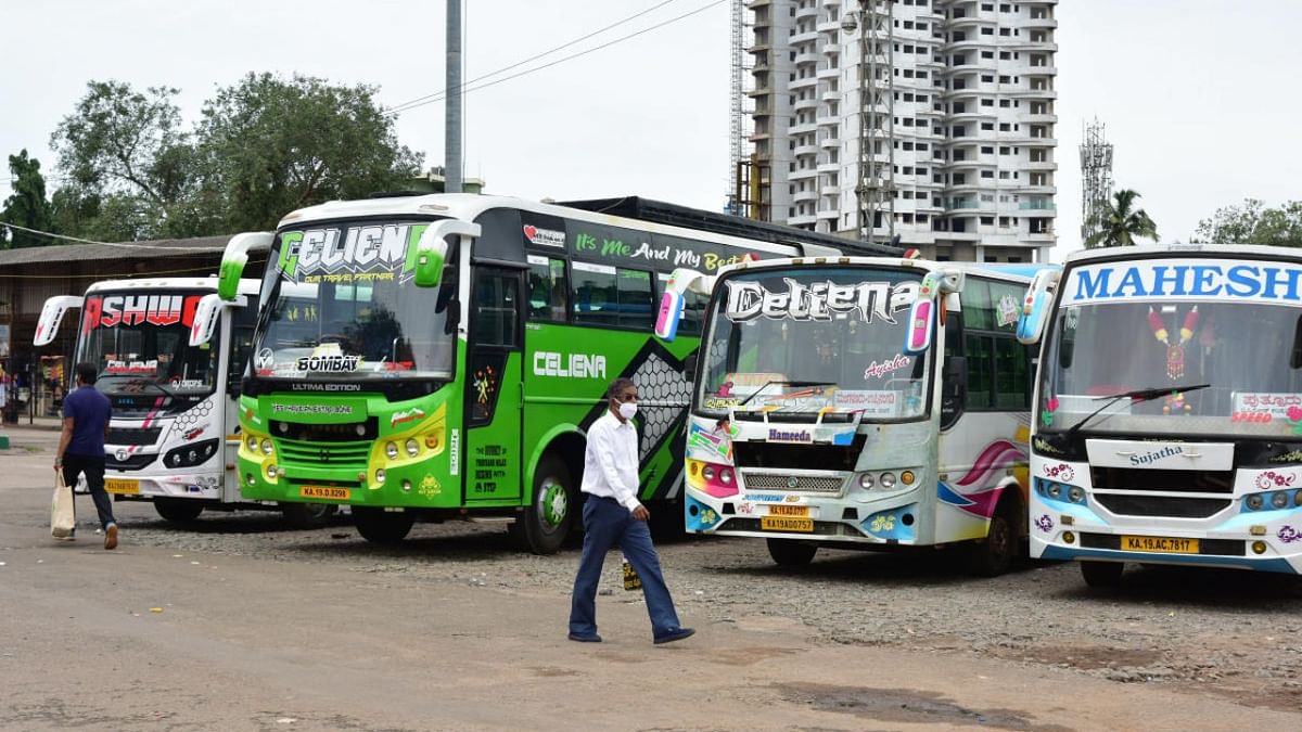 Private bus operators lose Rs 400 crore due to Covid lockdowns
