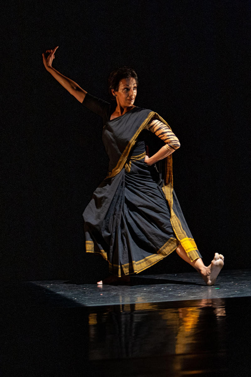 Indian receives UK award for performing arts