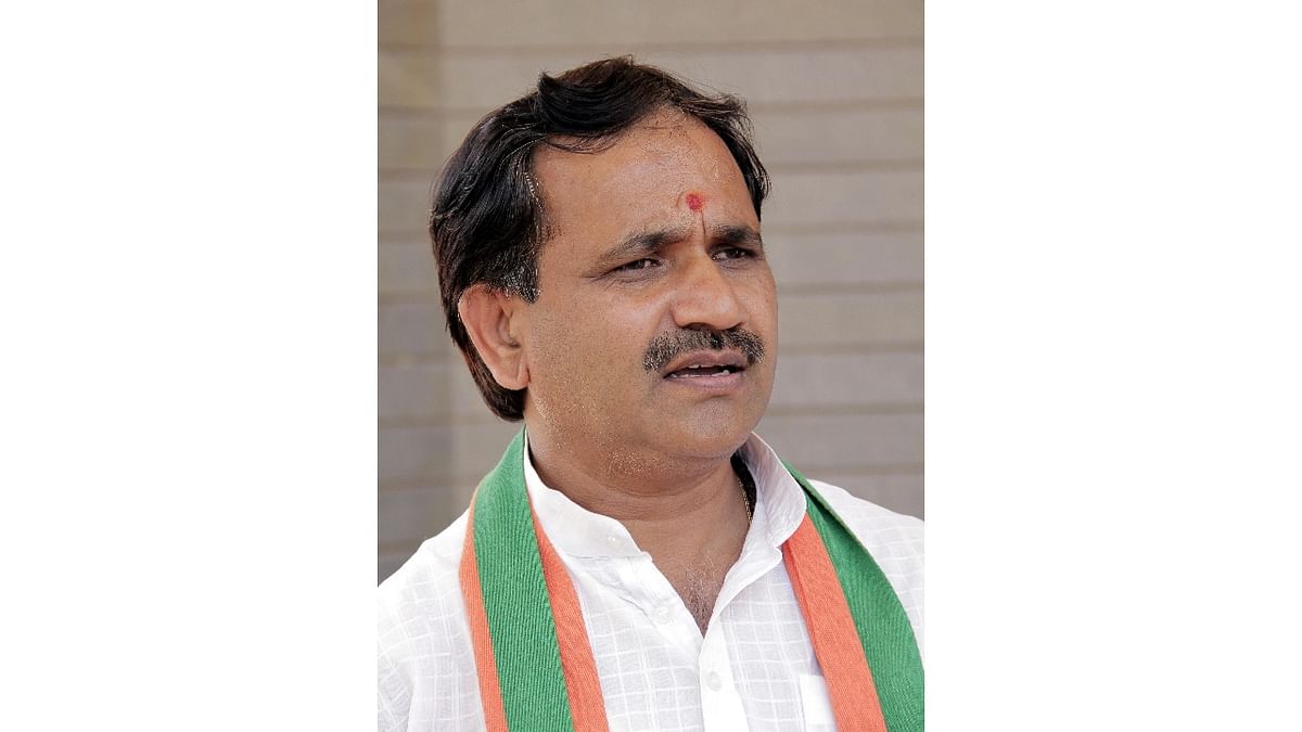 Bullet fired in air to welcome Bhagawanth Khuba in Yadgir district